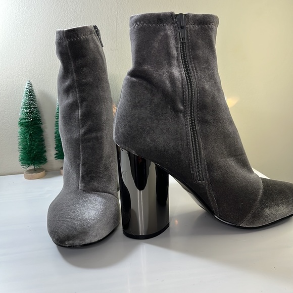 Aldo Cassydie Velvet Mirrored Heel Ankle Bootie - Picture 3 of 9